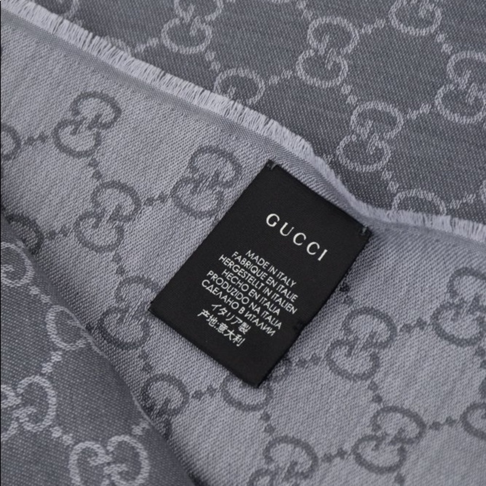SOLD Gucci GG Jacquard Silk Wool Shawl - Picture 3 of 5